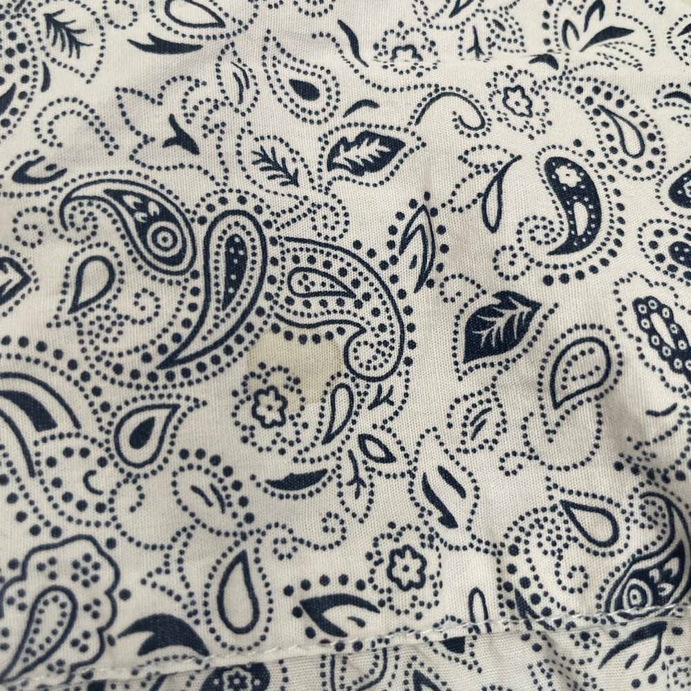 STEEL and JELLY Elegant shirt White with blue designs, Casual Button Down - Picture 5 of 8